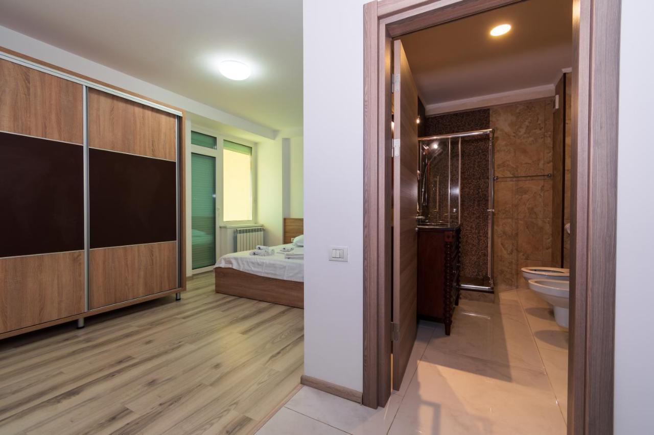 C&Y Marco Apartments Mamaia Kültér fotó