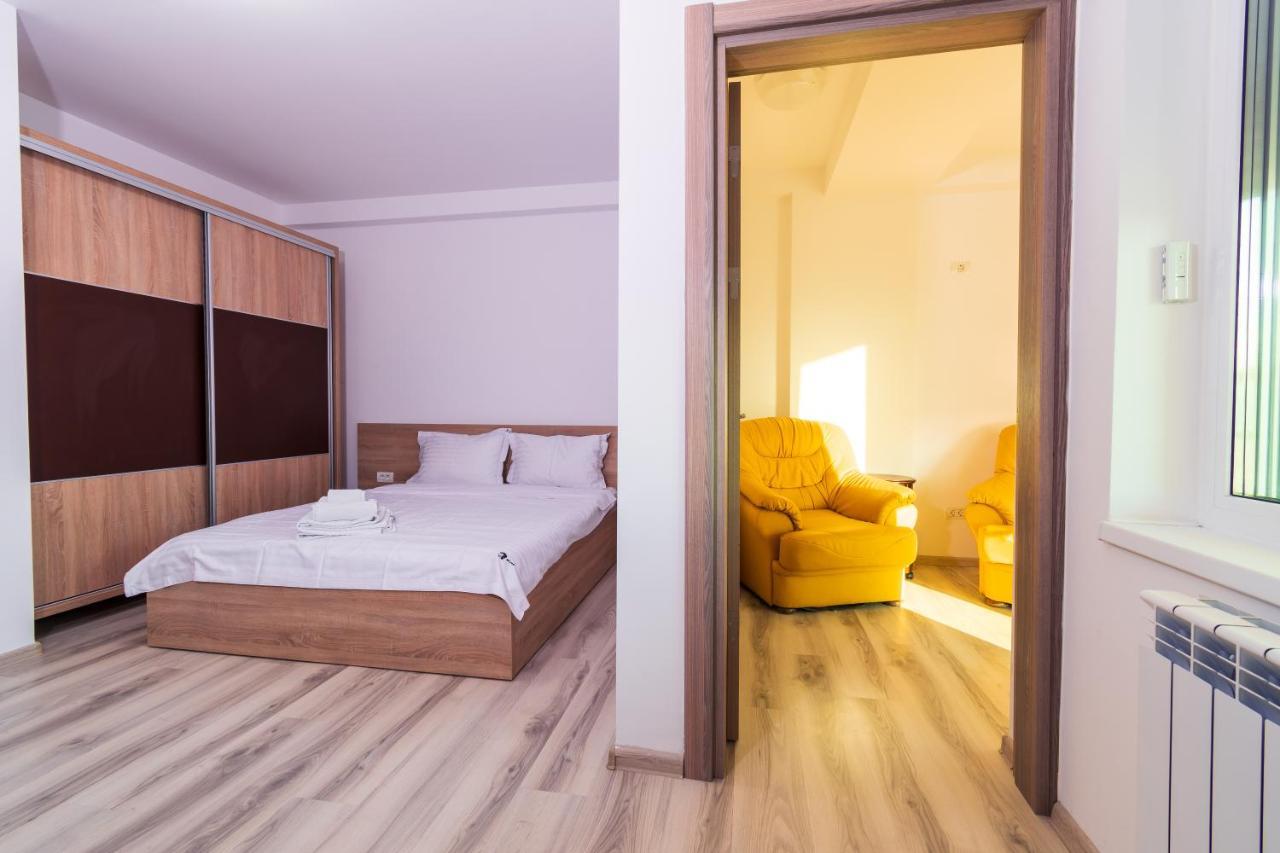 C&Y Marco Apartments Mamaia Kültér fotó